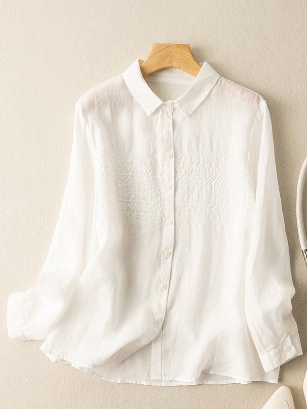Classic Vintage Shirt with a Flattering Fit
