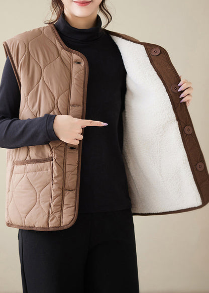 Elegantly Styled Coat for Everyday Wear