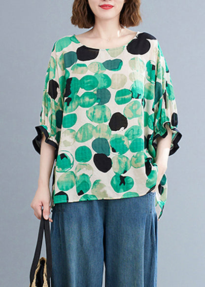 Effortlessly Elegant Top with a Timeless Design
