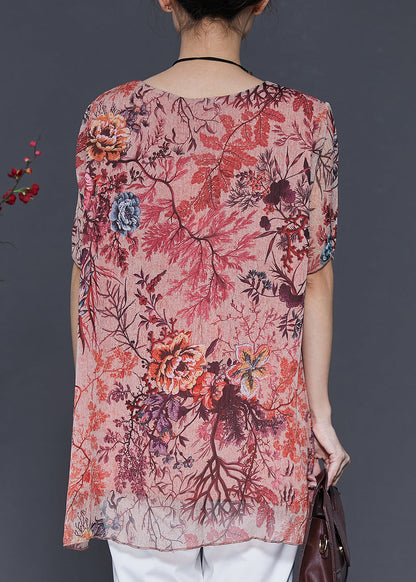 Well Tailored Top with a Graceful Silhouette