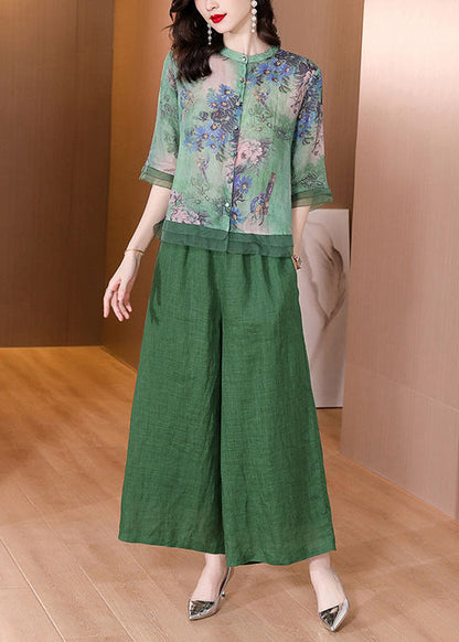 Effortlessly Elegant Garment with a Timeless Design