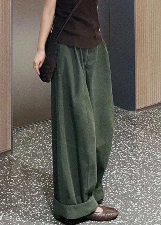 Elegantly Styled Pants for Everyday Wear