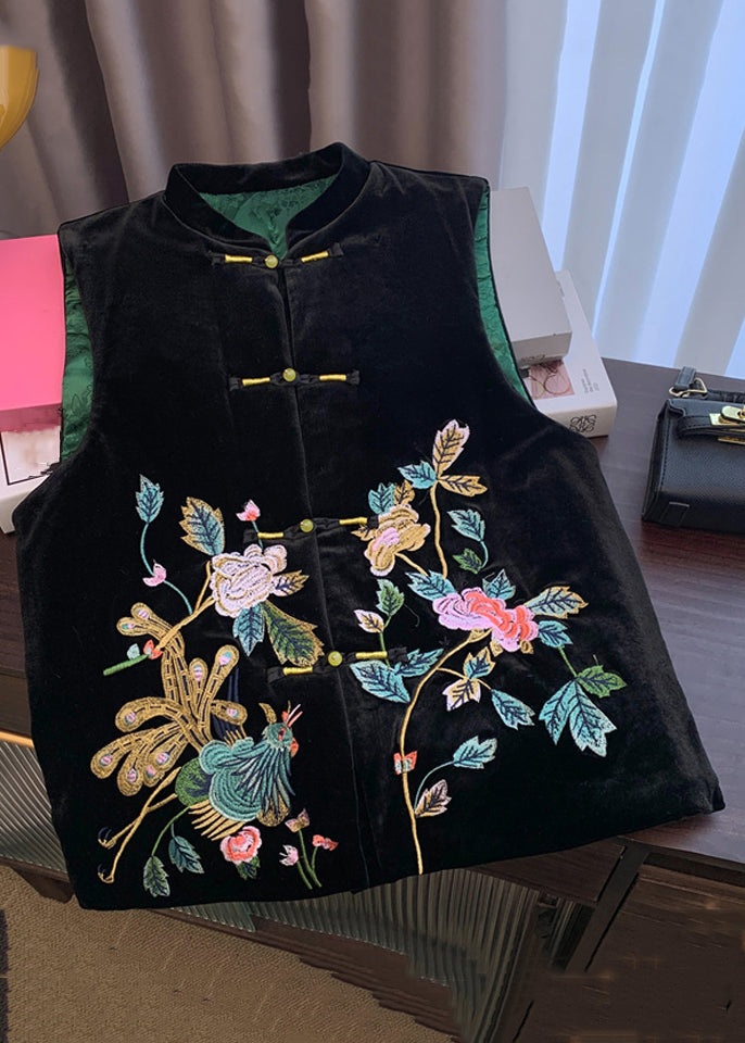 Classic Vintage & Enduringly Stylish Coat