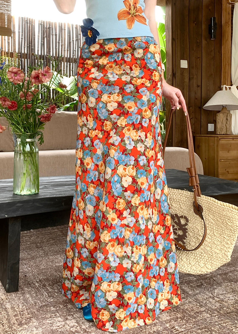 Gracefully Styled Garment for Any Occasion