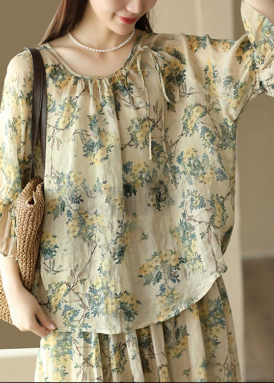 Classic Vintage Shirt with a Flattering Fit