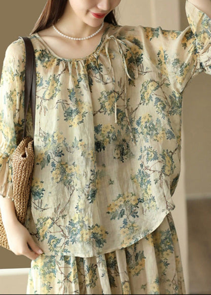 Classic Vintage Shirt with a Flattering Fit