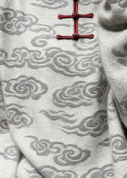 Classic Vintage Sweater with a Flattering Fit