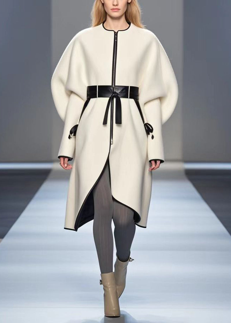 Effortlessly Elegant Coat with a Timeless Design