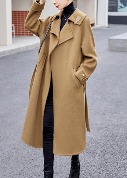 Effortlessly Elegant Coat with a Timeless Design
