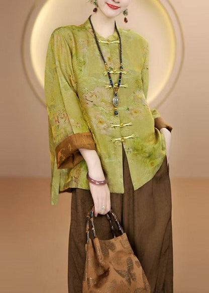 Beautifully Finished Cardigan in a Timeless Design
