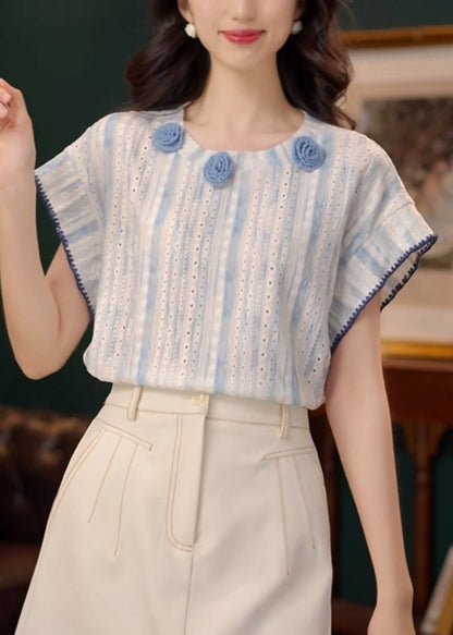 Elegantly Styled Shirt for Everyday Wear