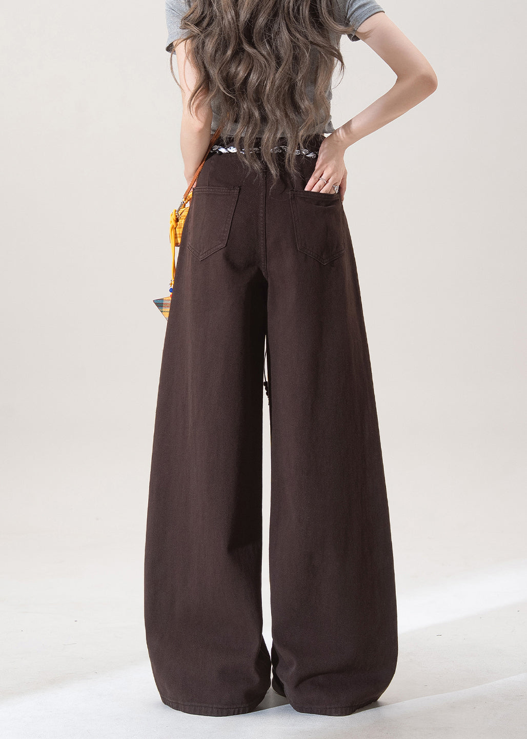 Beautifully Finished Pants in a Timeless Design