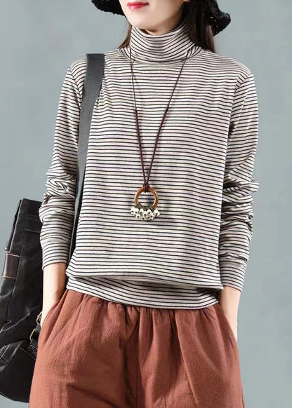 Polished Top with an Effortless Classic Look