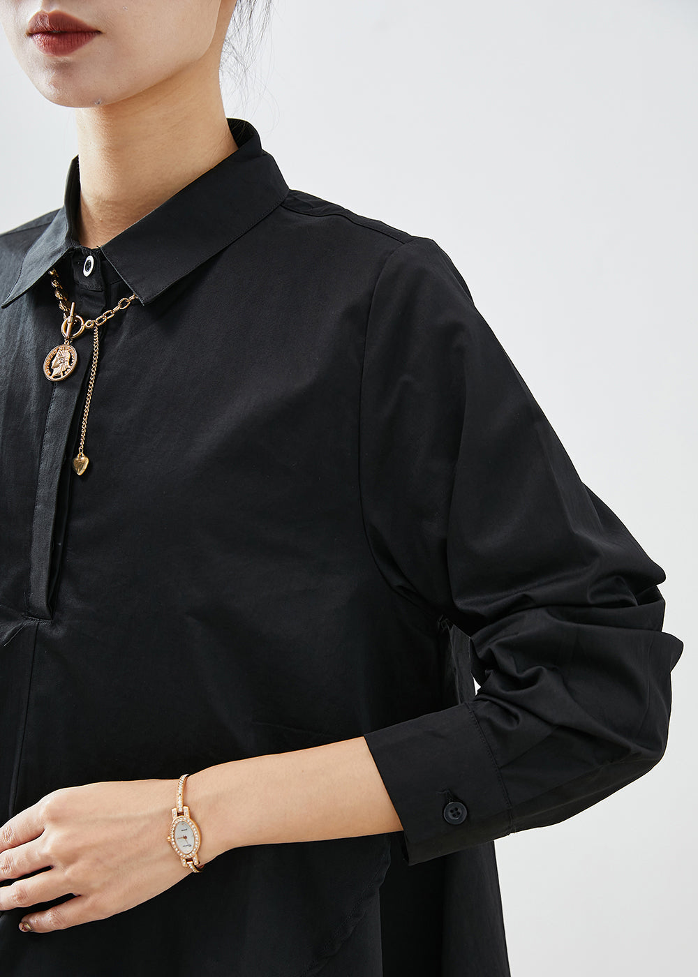 Gracefully Styled Shirt for Any Occasion