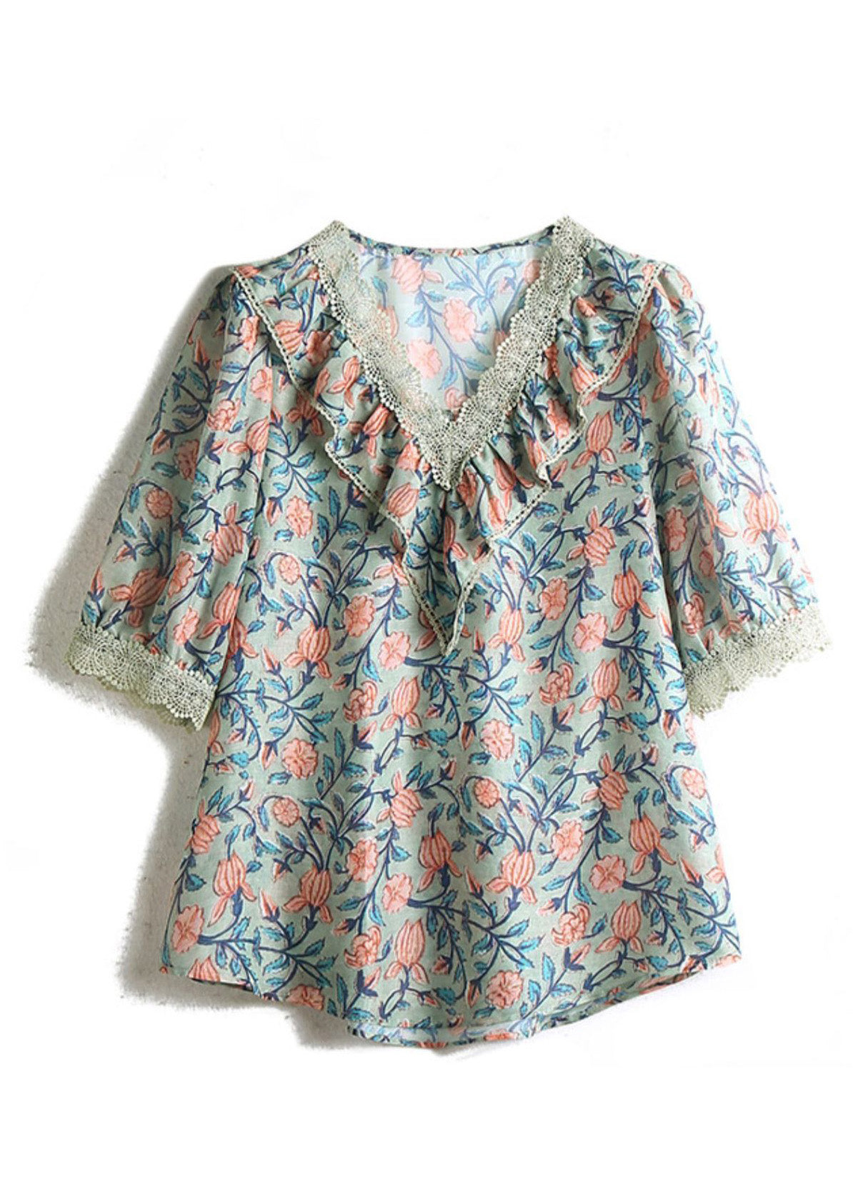 A Vintage Style Top with Delicate Timeless Details