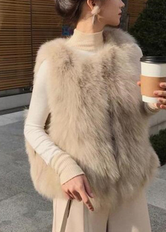 Sophisticated Coat with a Clean Classic Look