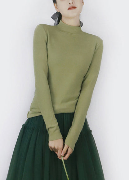 Classic Vintage Shirt with a Flattering Fit