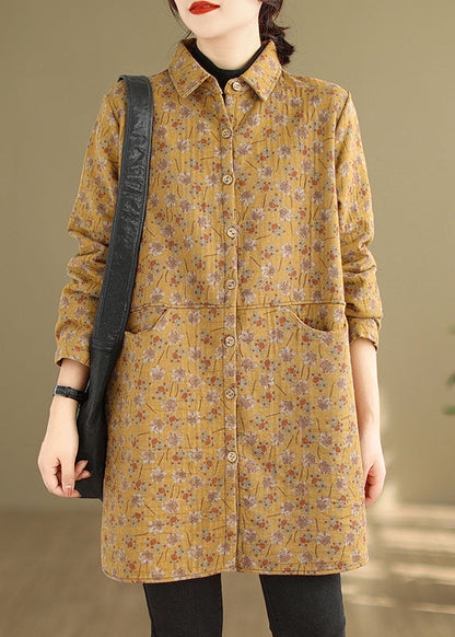 Well Tailored Coat with a Graceful Silhouette