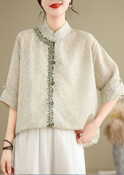 Classic Vintage Top with a Flattering Fit