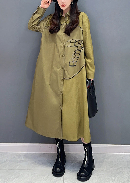Sophisticated Blouse with a Clean Classic Look