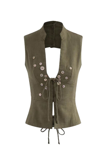Beautifully Balanced Top with Timeless Character