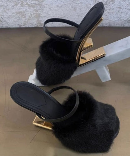Graceful Orthopedic Sandals for Modern Look