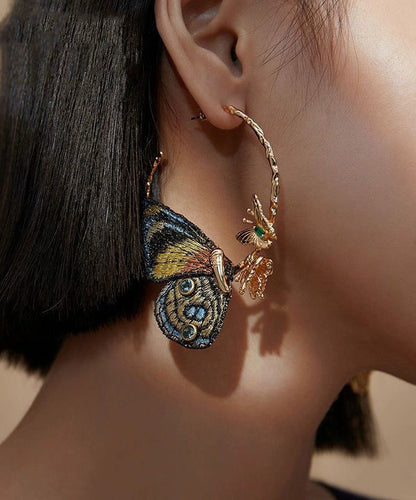 Elegant Gold Earring for Every Occasion