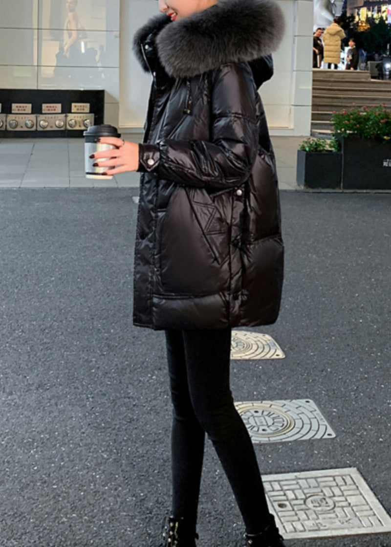 Beautifully Finished Coat in a Timeless Design