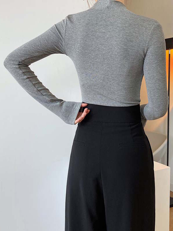 Well Tailored T-Shirt with a Graceful Silhouette