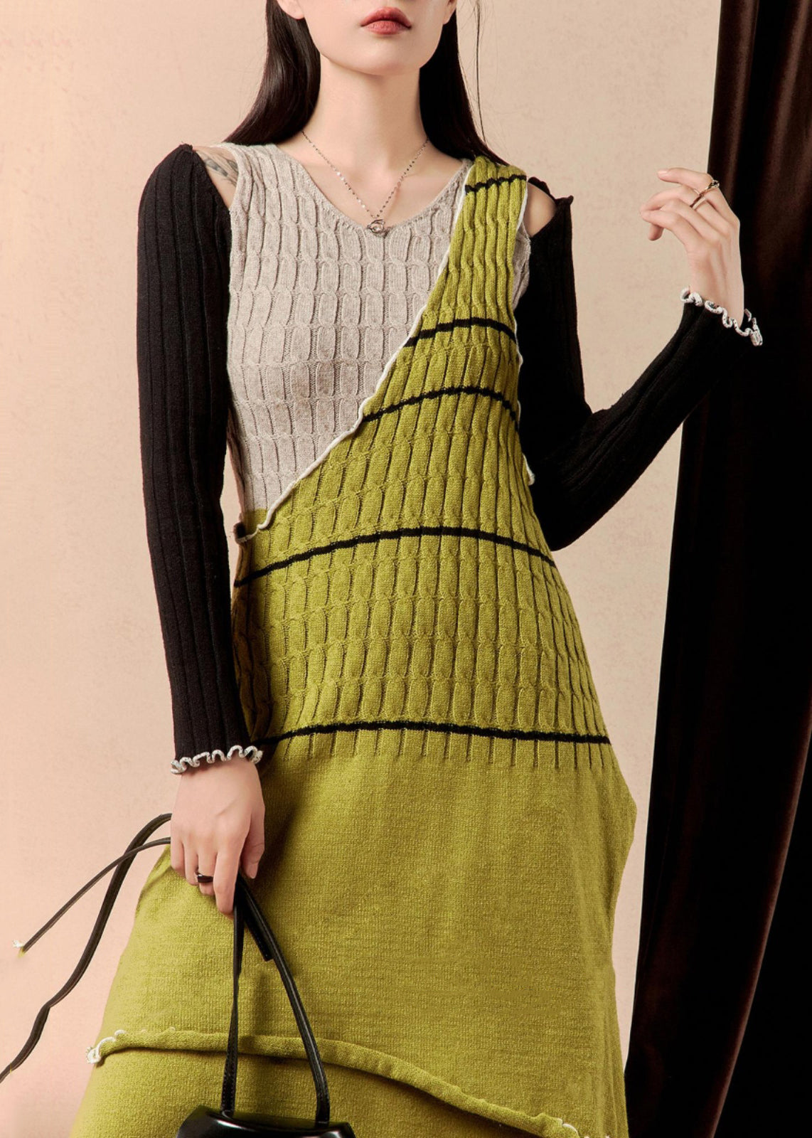Classic Vintage & Enduringly Stylish Dress