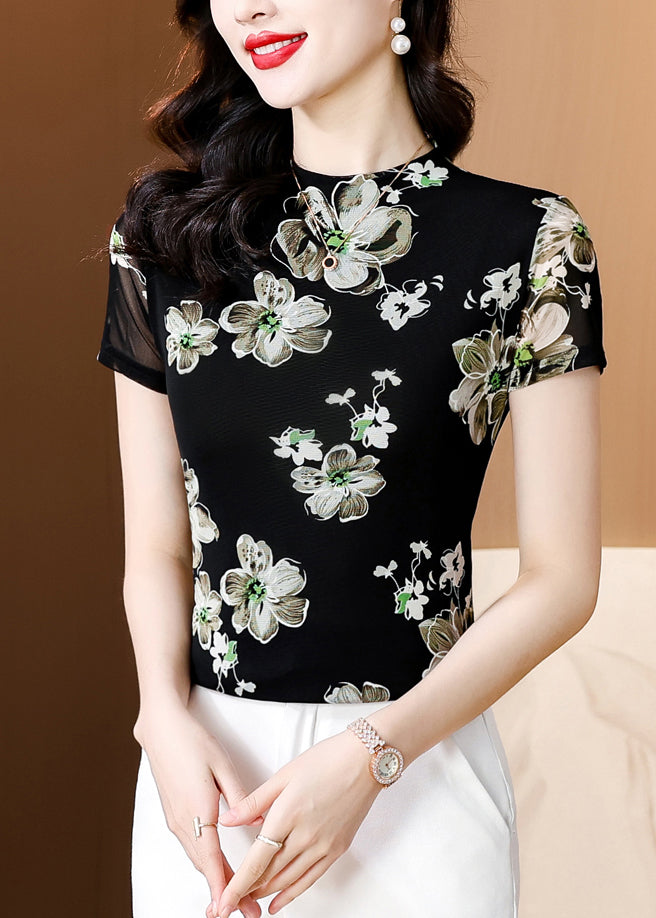 A Vintage Style Shirt with Delicate Timeless Details