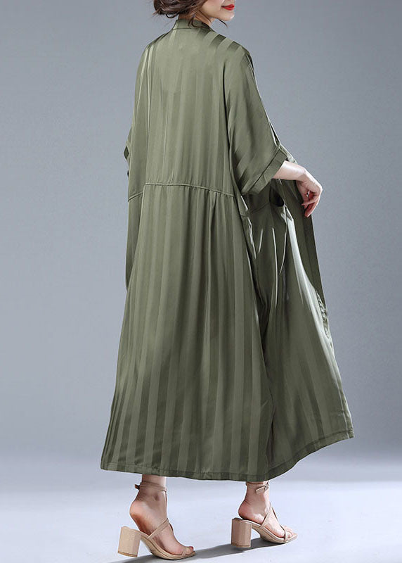 Classic Vintage Coat with a Flattering Fit