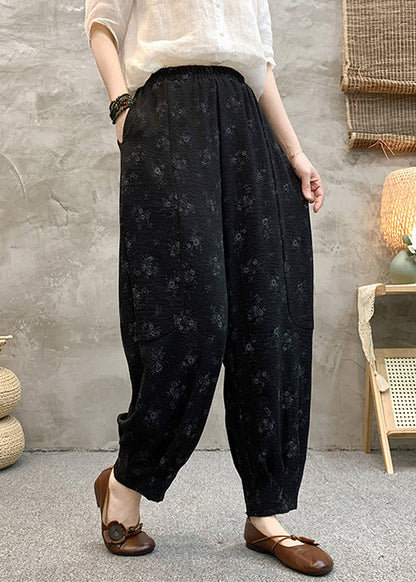 Well Tailored Pants with a Graceful Silhouette