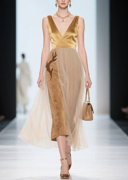 Effortlessly Elegant Dress with a Timeless Design