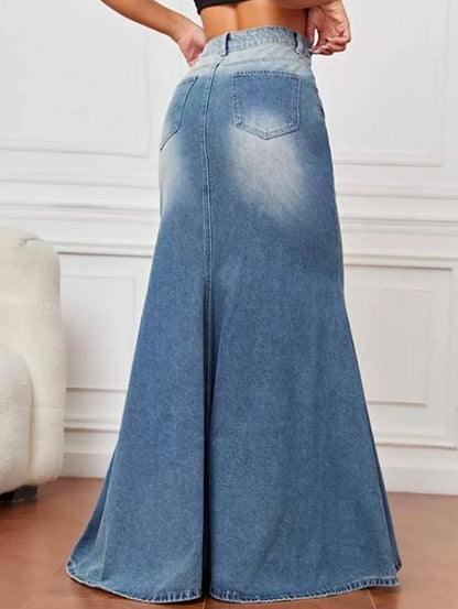 Gracefully Styled Garment for Any Occasion