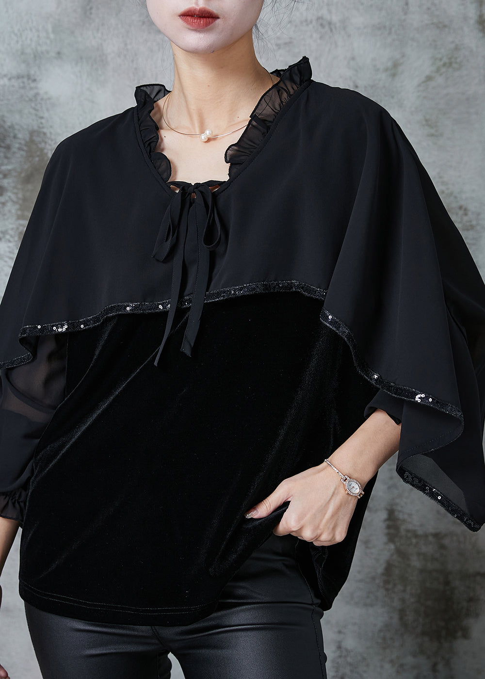 Beautifully Finished Top in a Timeless Design
