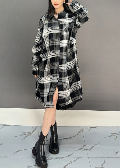 Well Tailored Blouse with a Graceful Silhouette