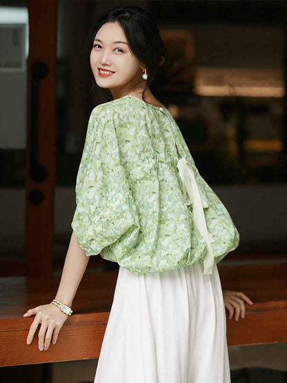 Elegantly Styled Blouse for Everyday Wear