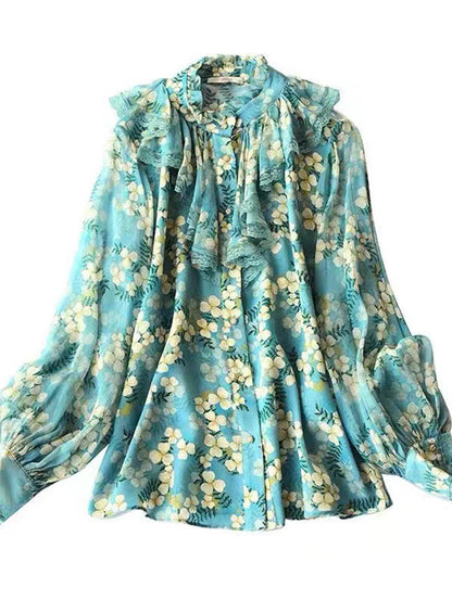 Classic Vintage Blouse with a Flattering Fit