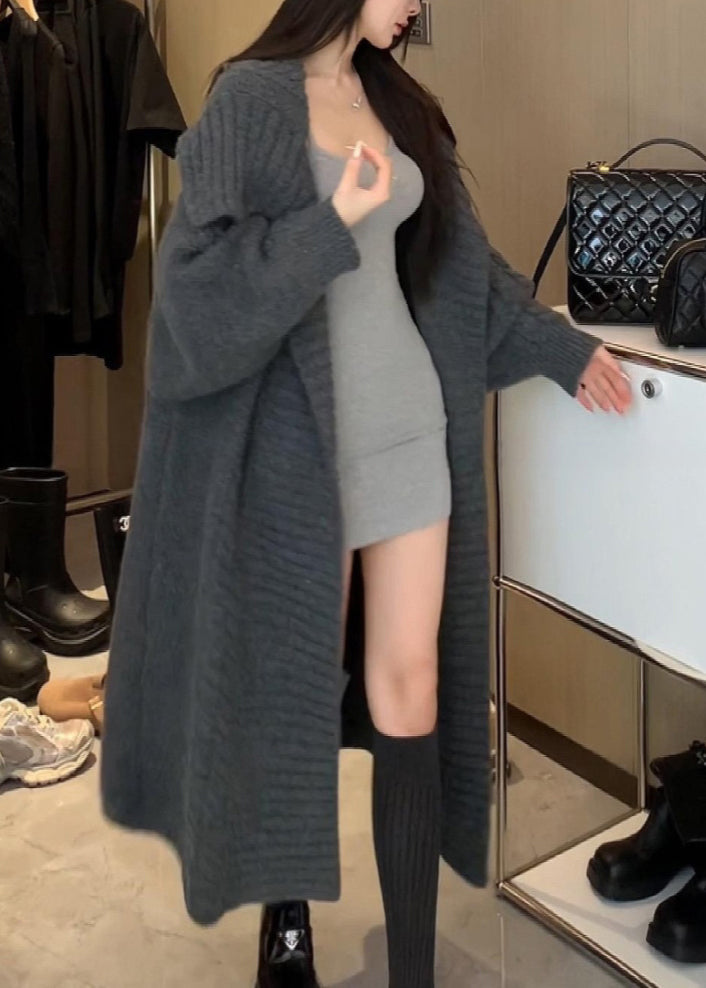 Gracefully Styled Cardigan for Any Occasion