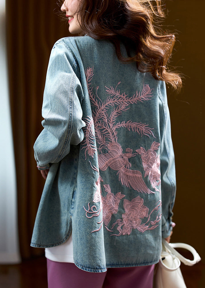 Gracefully Styled Coat for Any Occasion
