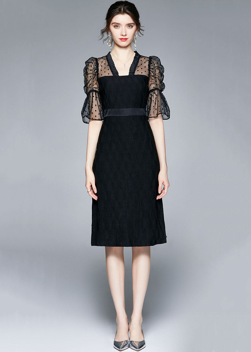 Beautifully Crafted Dress in a Classic Style
