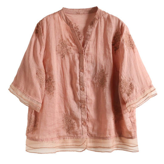 Classic Vintage Blouse with a Flattering Fit