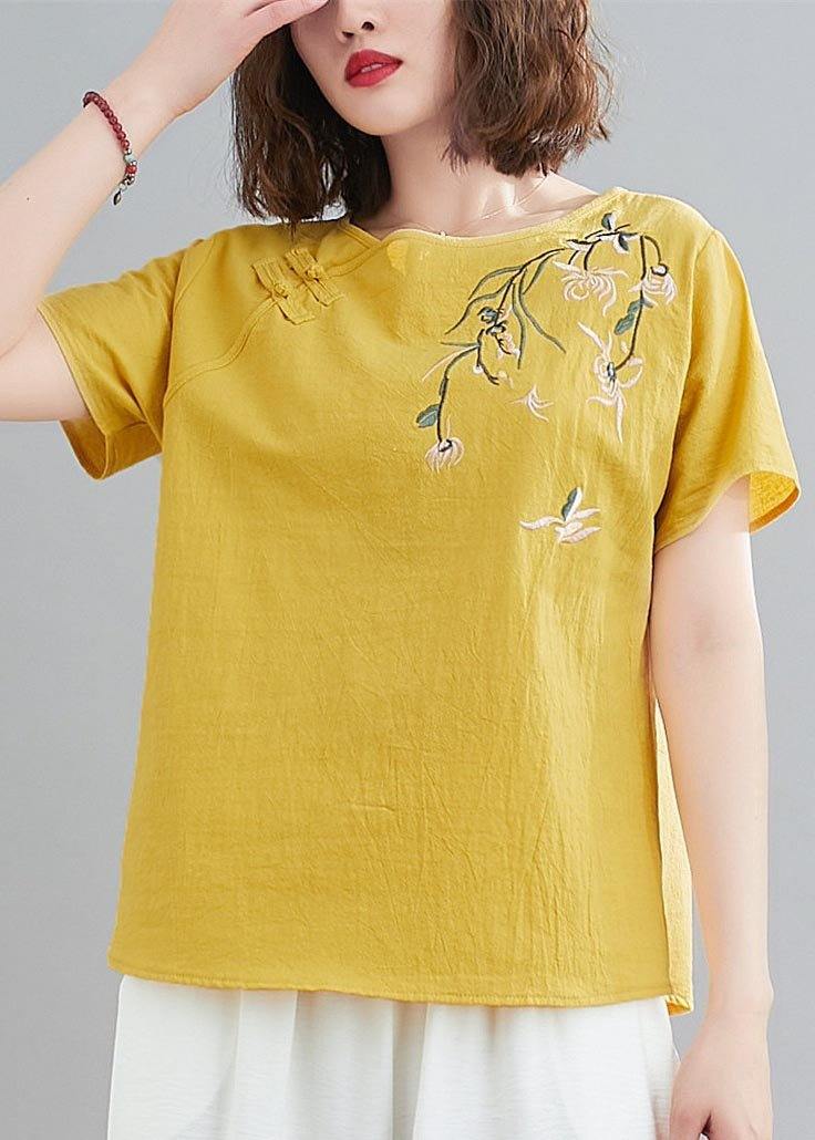 Polished Top with an Effortless Classic Look