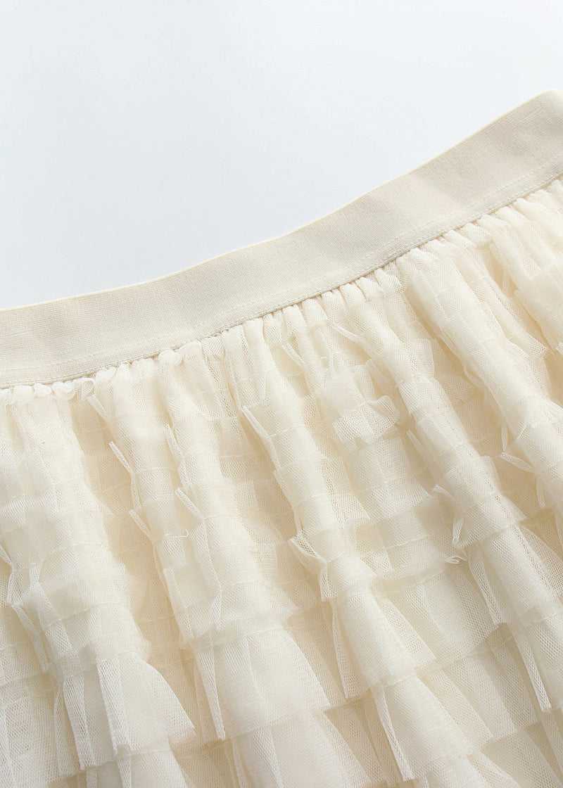 Well Tailored Garment with a Graceful Silhouette