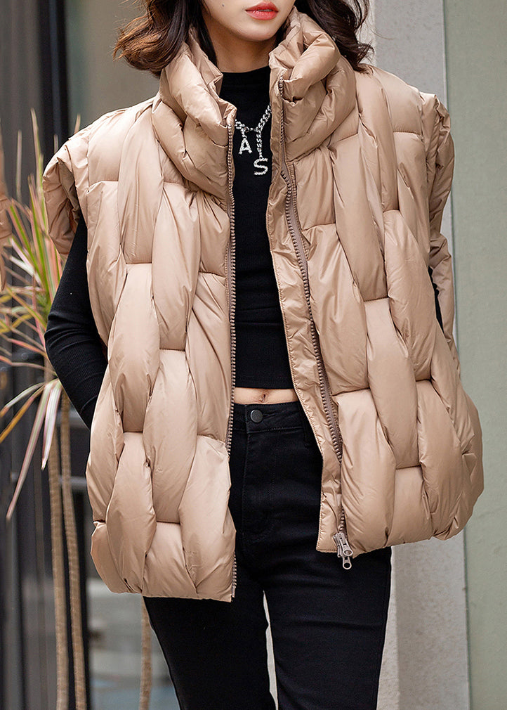 Gracefully Styled Coat for Any Occasion