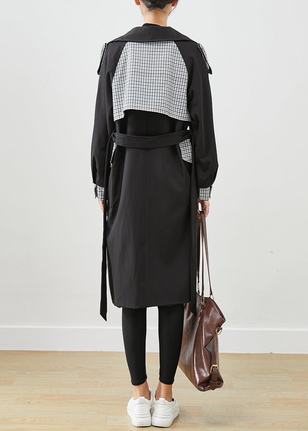 Beautifully Finished Coat in a Timeless Design