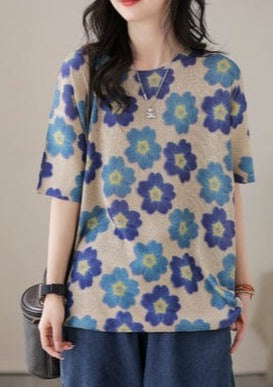 Well Tailored T-Shirt with a Graceful Silhouette