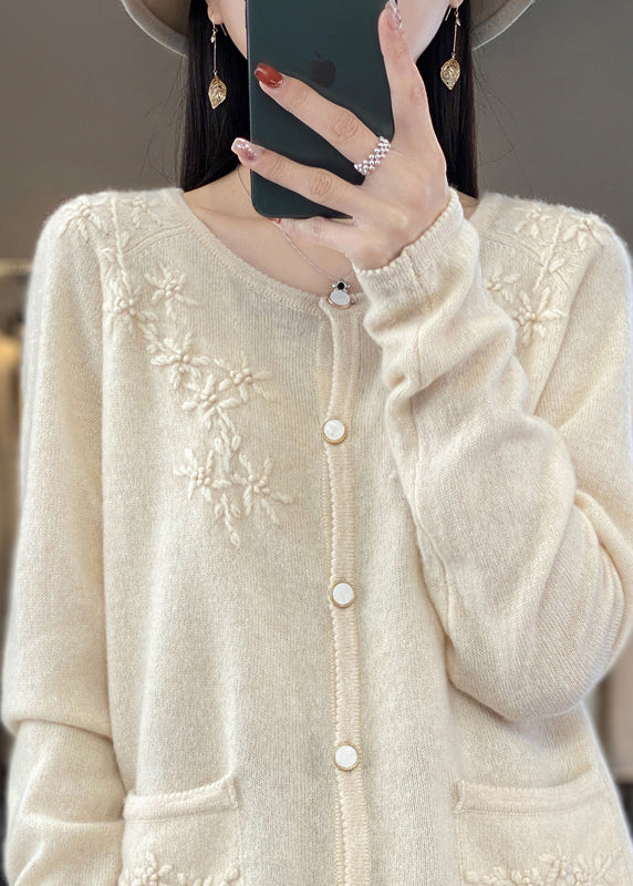 Beautifully Finished Cardigan in a Timeless Design