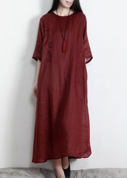 Beautifully Finished Dress in a Timeless Design